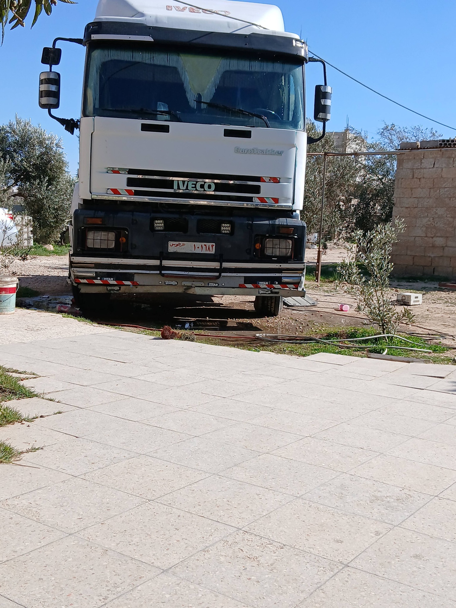 صورة من إعلان: افيكو ٩٧ (1)